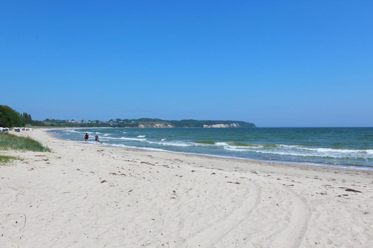 Strandnahe Fewo Mit Balkon, Gratis Nutzung Vom Ahoi Erlebnisbad Und Sauna In Sellin - Rex Rugia Fewo 13-7 لوبه المظهر الخارجي الصورة